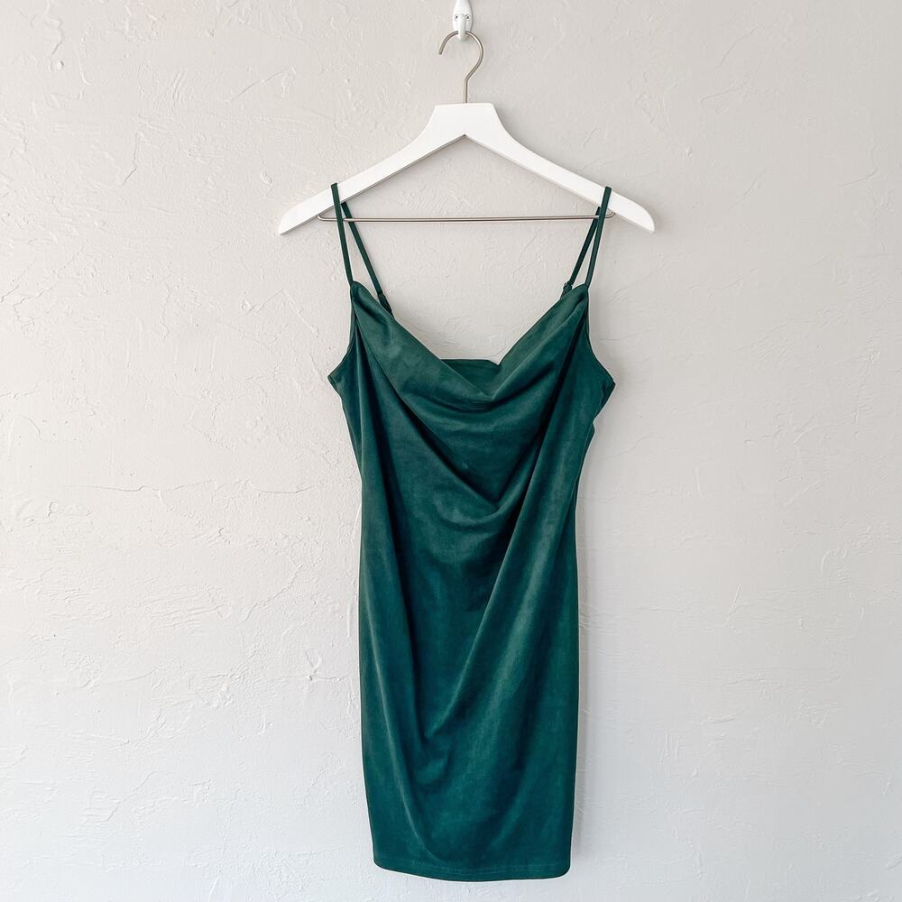 AKIRA Emerald Velvet Cowl Neck Mini Dress Dark Romantic Going Out Medium